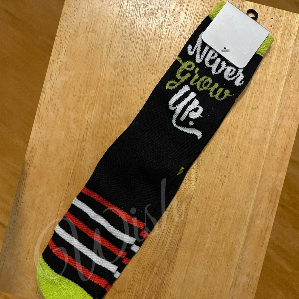 Disney ParksPeter Pan “Never Grow Up” Socks – Adult Size 9–13 NWT